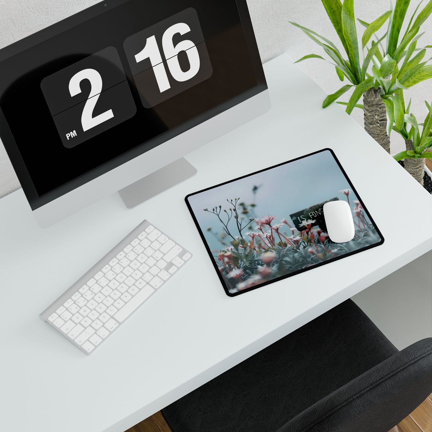Serene Outdoor Moment: Soft Focus Art - Desk Mat
