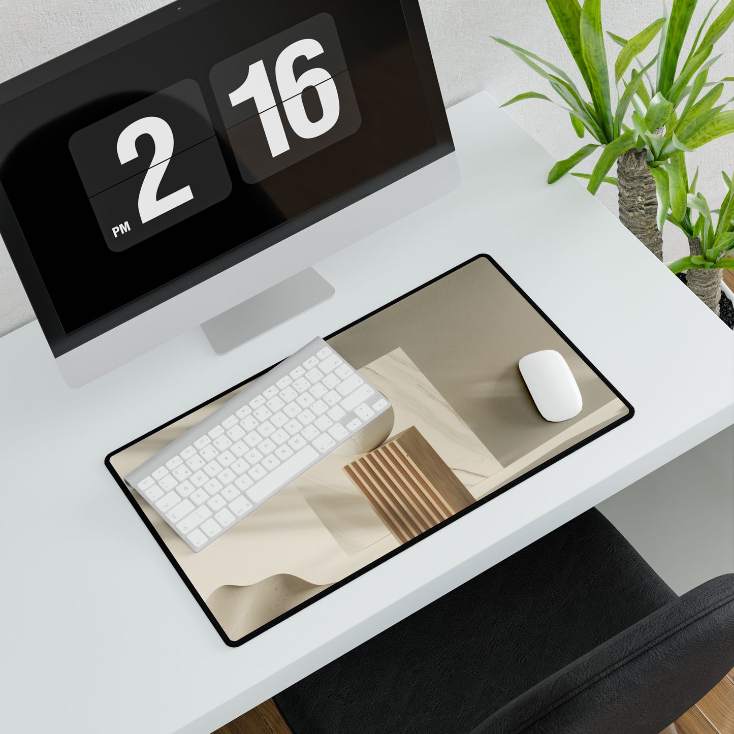 Minimalist Product Design: L Bold Lettering Art - Desk Mat