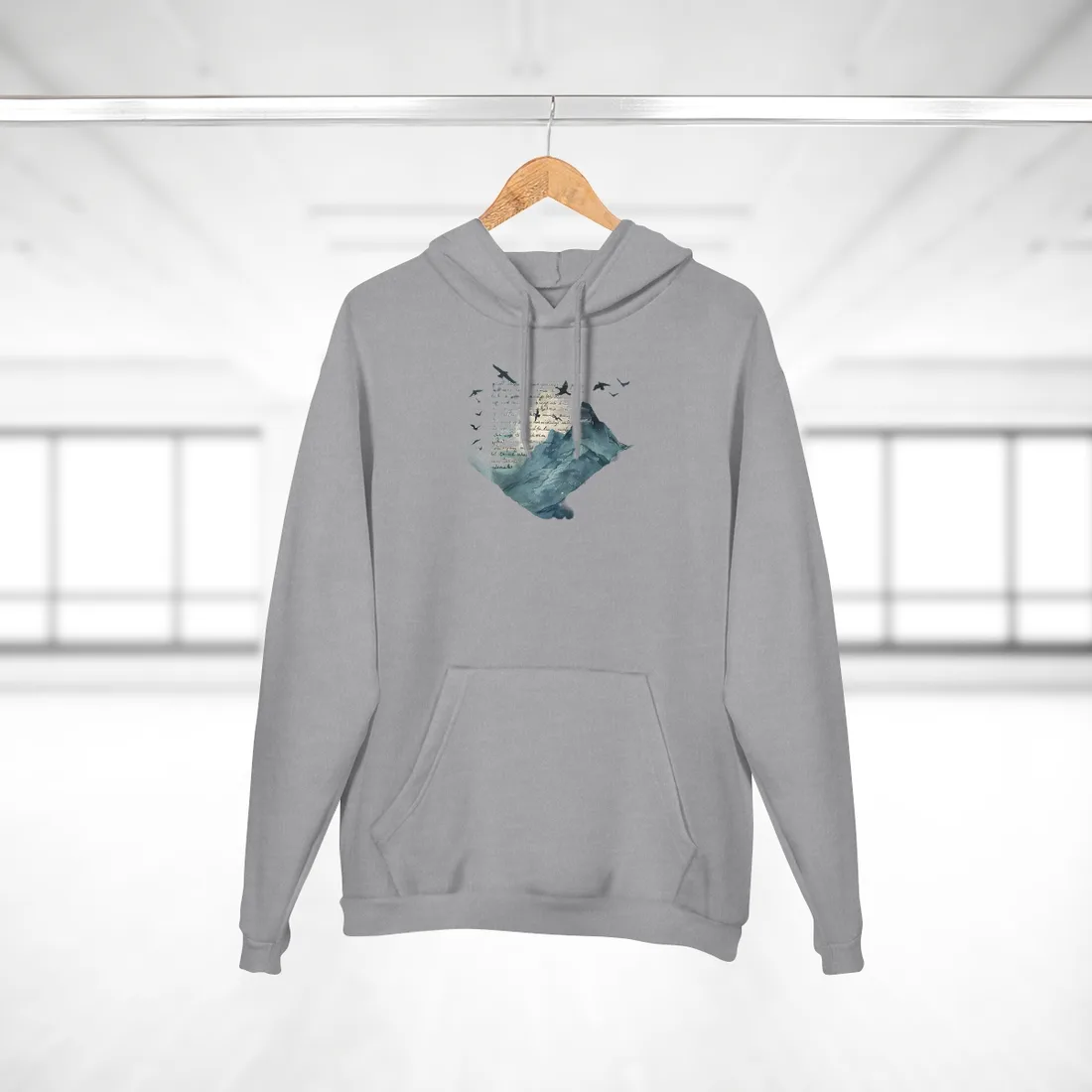 Vibrant Mountain Landscape: Birds in Flight Over Serene Lake - Hoodie (Heather Grey)