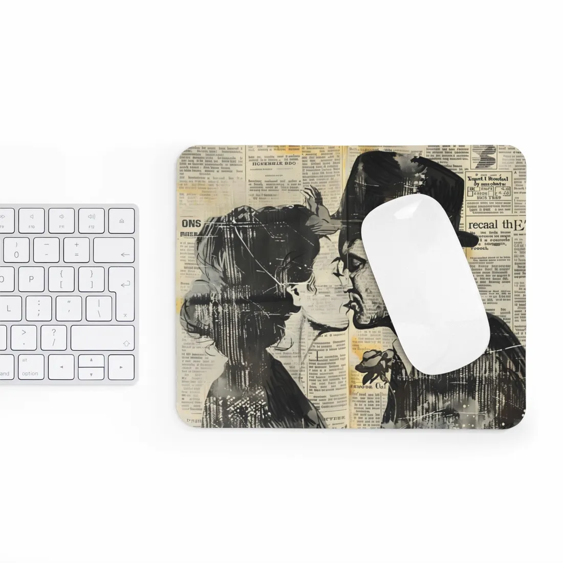 Vintage Romance Couples: Newsprint Artwork - Intimate Moments - Mouse Pad